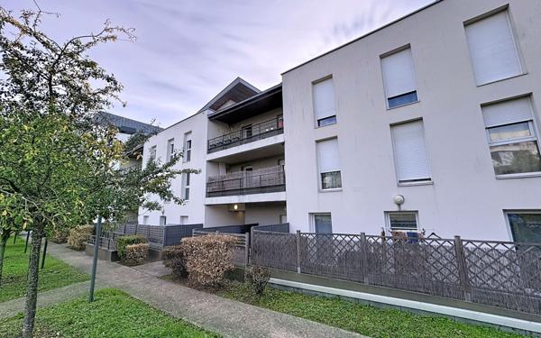 Appartement à vendre    3 pièces • 62,83 m2 Tours