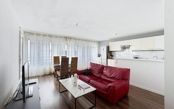 Appartement à vendre    3 pièces • 62,83 m2 Tours