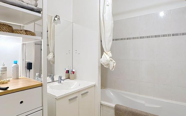 Appartement à vendre    3 pièces • 62,83 m2 Tours