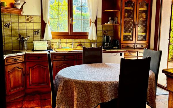 Maison à vendre    4 pièces •  Saint-Cyr-sur-Mer