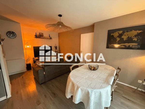 Location Appartement 3 pièces 54.09 m² - 1 RUE DES LANNES Mourenx 64150