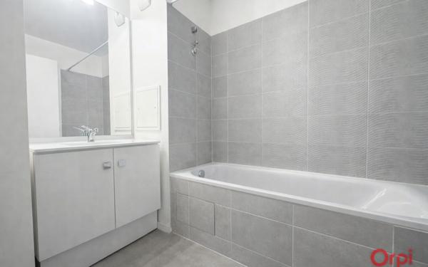 Appartement à vendre    3 pièces • 62,81 m2 Noisy-le-Sec