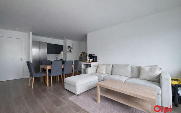 Appartement à vendre    3 pièces • 62,81 m2 Noisy-le-Sec