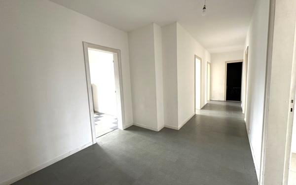 Appartement à vendre    5 pièces • 130 m2 Mulhouse