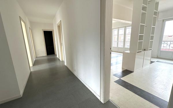 Appartement à vendre    5 pièces • 130 m2 Mulhouse