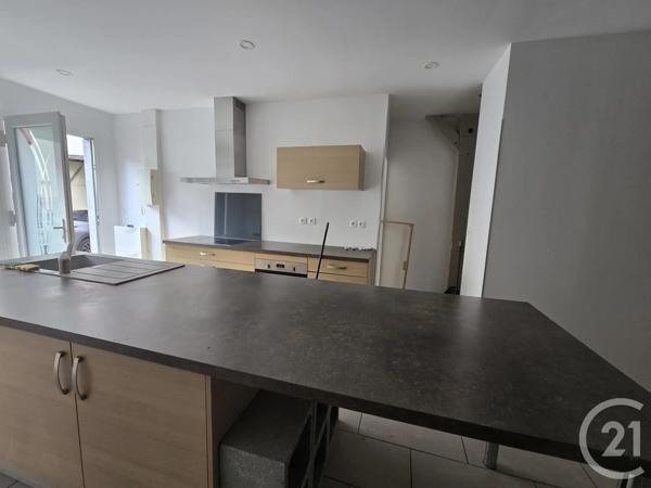Appartement F4 à vendre  4 pièces - 74 m 2   CHALONS EN CHAMPAGNE  - 51