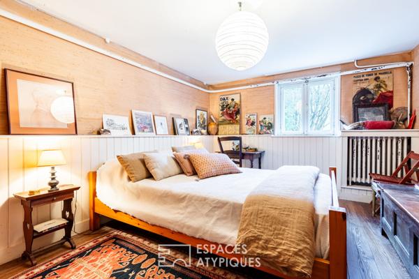 Villa fin XIXème et son parc à proximité immédiate de la mer