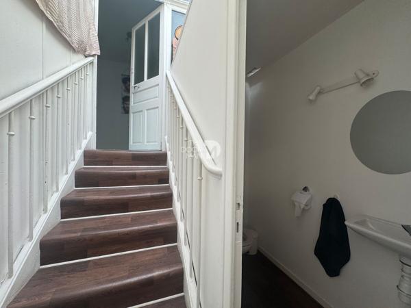 Locaux commerciaux - À vendre - 78 m² - LAVAL | The Door Man