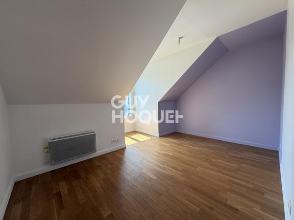 Appartement dernier étage  à vendre de 4 pièces de 74.82 m², 85.21 m² au sol