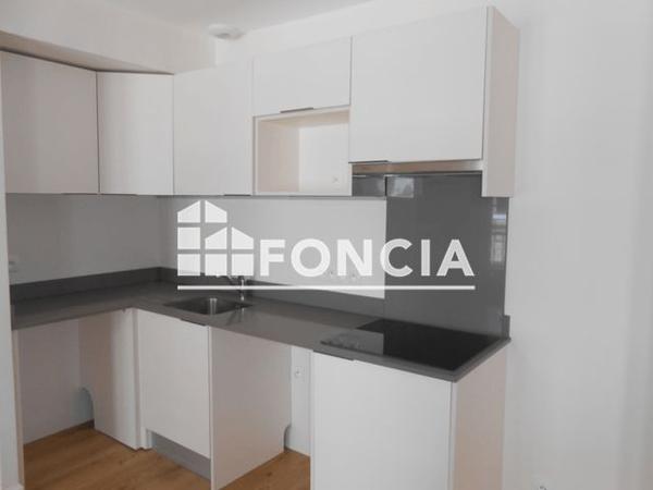 Location Appartement 2 pièces 51.4 m² - 7 RUE DU COEUR COURONNE Dieppe 76200