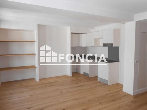 Location Appartement 2 pièces 51.4 m² - 7 RUE DU COEUR COURONNE Dieppe 76200