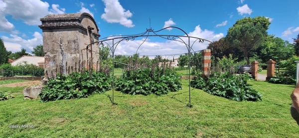 Proche centre ville Albi - Maison de Maitre - 12 pièces