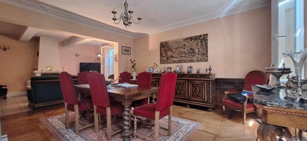 Proche centre ville Albi - Maison de Maitre - 12 pièces