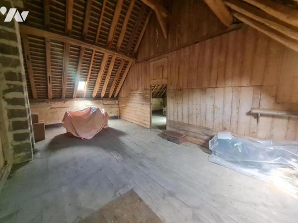 MAISON DE VILLE MITOYENNE - A VENDRE - MONTOIRE/ LOIR (41800)