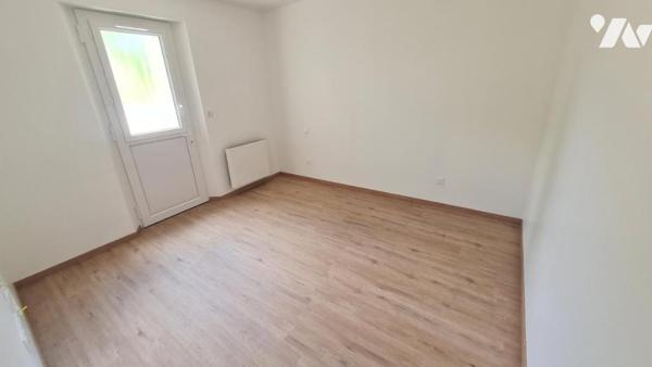 MAISON DE VILLE MITOYENNE - A VENDRE - MONTOIRE/ LOIR (41800)