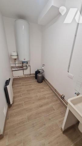 MAISON DE VILLE MITOYENNE - A VENDRE - MONTOIRE/ LOIR (41800)