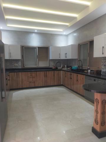 A Vendre Superbe Villa Contemporaine Titrée sans VNA - Route de l'Ourika - 16 km de Marrakech