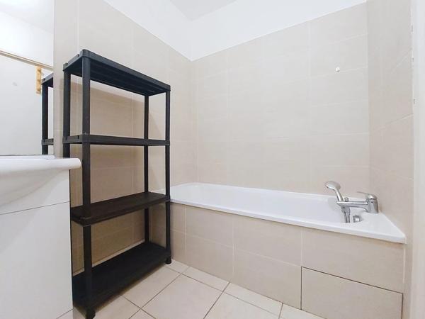 Appartement à louer 2 pièces BELLEGARDE SUR VALSERINE (01)