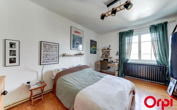 Maison à vendre    7 pièces • 176,56 m2 Vénissieux