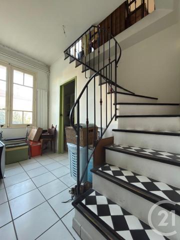 Maison à vendre  6 pièces - 127,81 m2 LA VALETTE DU VAR - 83