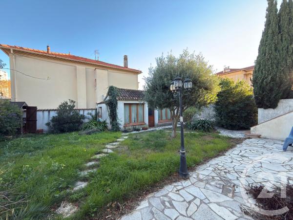 Maison à vendre  6 pièces - 127,81 m2 LA VALETTE DU VAR - 83