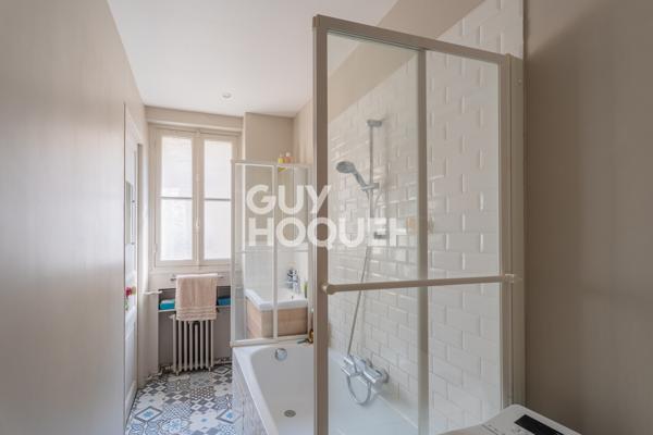 Appartement d'exception à vendre de 3/4 pièces de 77 m² - Cheminées – Moulures – Boiseries anciennes