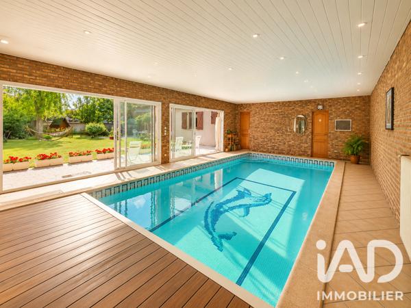 Maison à vendre 8 pièces 348,34 m² Pontault-Combault