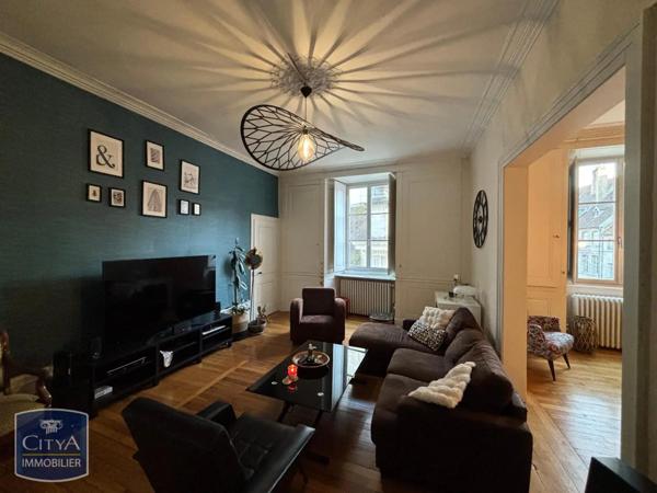 Appartement à louer 8 pièces 233m²