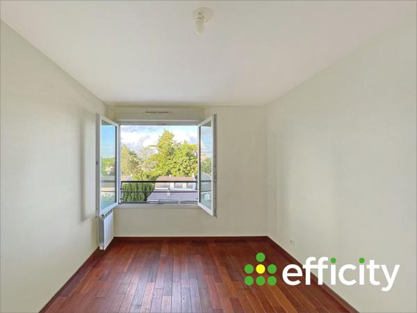 Appartement 3 pièces - 70 m² Exclusivité efficity