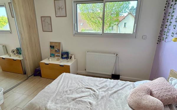 Maison à vendre    5 pièces • 124,65 m2 Isneauville