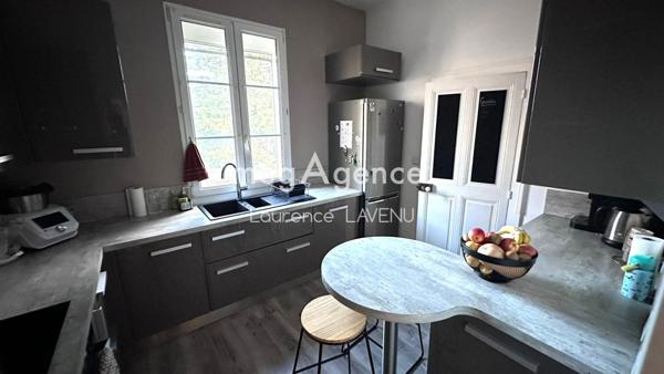 Maison à CHATEAUROUX, 36000 - 5 pièces 137m²