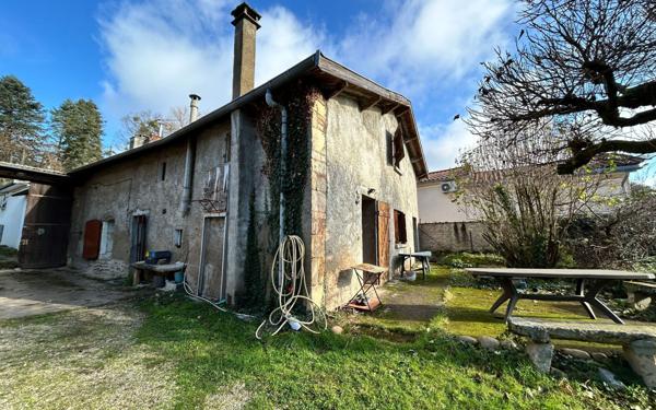 Maison à vendre    5 pièces • 180 m2 Reyrieux