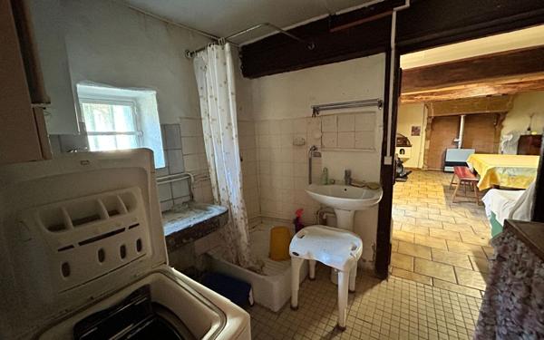 Maison à vendre    5 pièces • 180 m2 Reyrieux