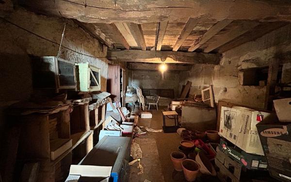 Maison à vendre    5 pièces • 180 m2 Reyrieux