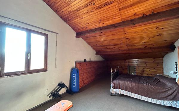 Maison à vendre    5 pièces • 180 m2 Reyrieux