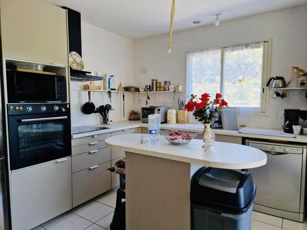Vente                                                      Maison
                        
                     4 pièces                      95 m2                     à Pouillon