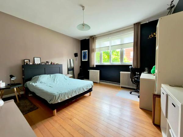 Maison à vendre 8 pièces 245m² Béthune (62400)