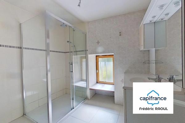 Maison familiale avec jardin et dépendances – Is-sur-Tille, proche centre-ville