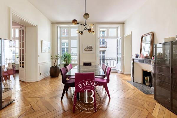 Nantes, Appartement 3 Chambres -  204 m² à vendre