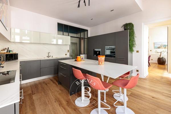Nantes, Appartement 3 Chambres -  204 m² à vendre