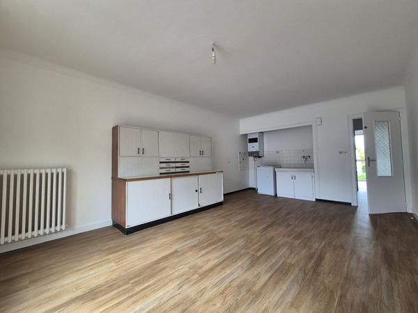 REZE – MARRIERE – Appartement T1 avec balcon