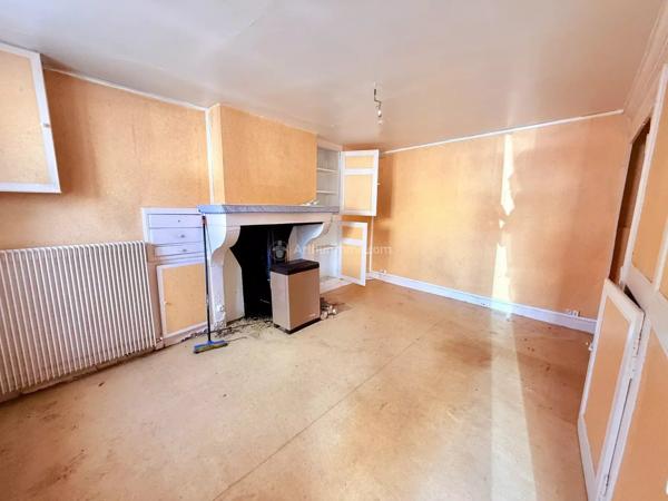 Vente                                                      Maison de village
                        
                     6 pièces                      140 m2                     à Andelot-Blancheville