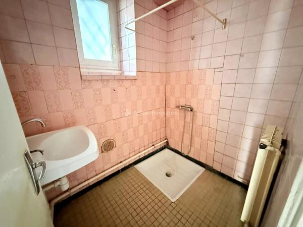 Vente                                                      Maison de village
                        
                     6 pièces                      140 m2                     à Andelot-Blancheville
