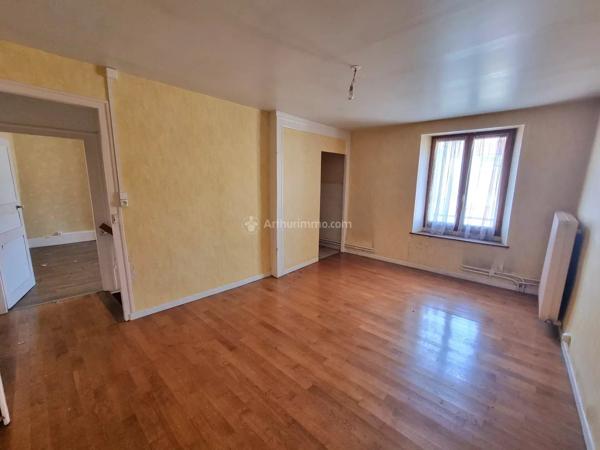 Vente                                                      Maison de village
                        
                     6 pièces                      140 m2                     à Andelot-Blancheville