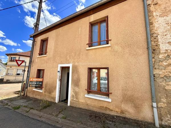 Vente                                                      Maison de village
                        
                     6 pièces                      140 m2                     à Andelot-Blancheville