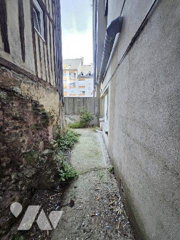 LISIEUX - Murs commerciaux