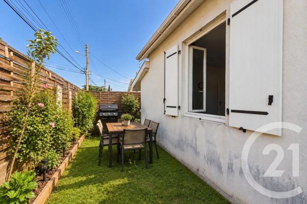 Maison à vendre  2 pièces - 37,18 m 2   EYSINES  - 33