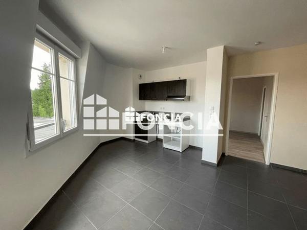 Location Appartement 2 pièces 45.4 m² - 144 RUE JEAN CATELAS Saleux 80480