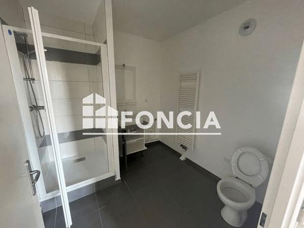 Location Appartement 2 pièces 45.4 m² - 144 RUE JEAN CATELAS Saleux 80480