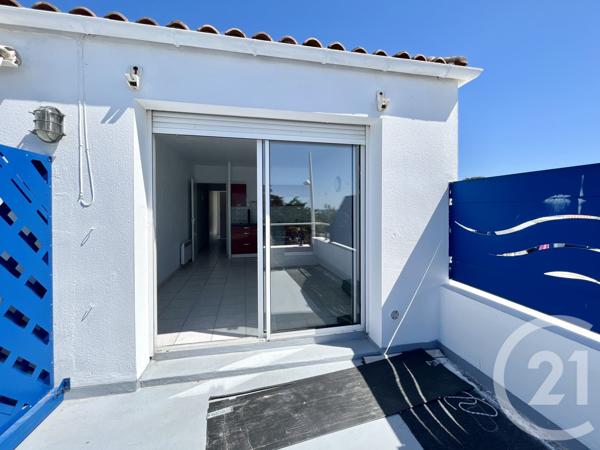 Appartement T2 à vendre  2 pièces - 27,78 m 2   ST PIERRE D OLERON  - 17